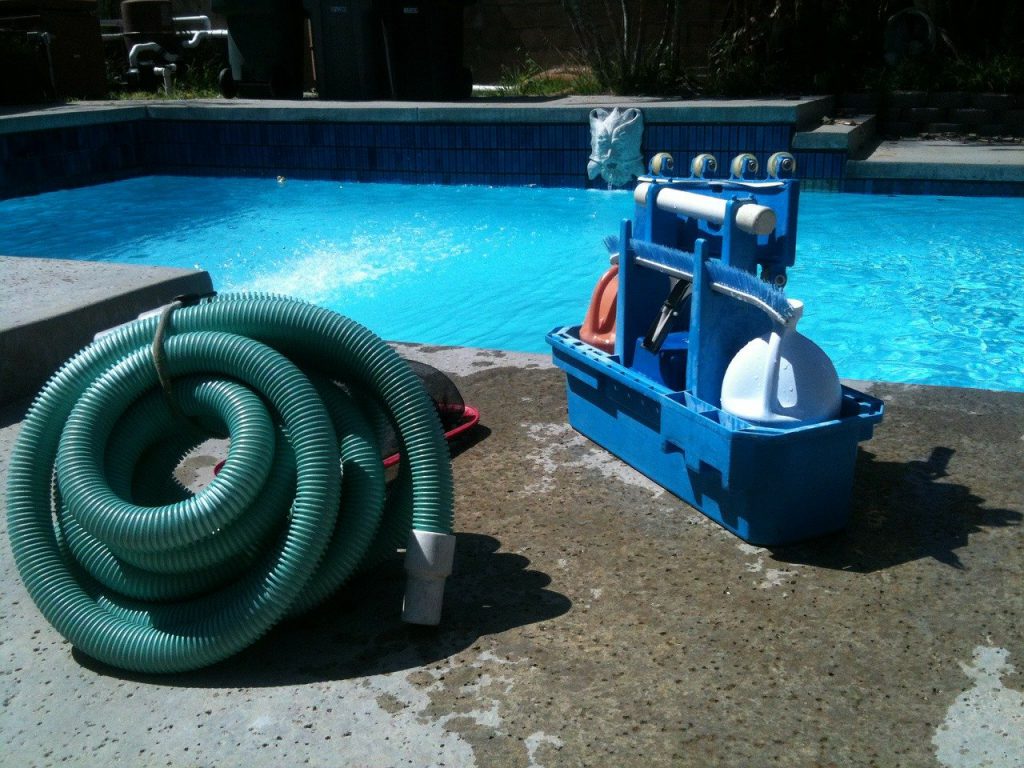 pool cleaning, machine, vacuum